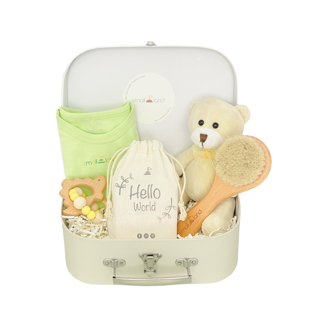 Neutral Newborn Gift Bundle