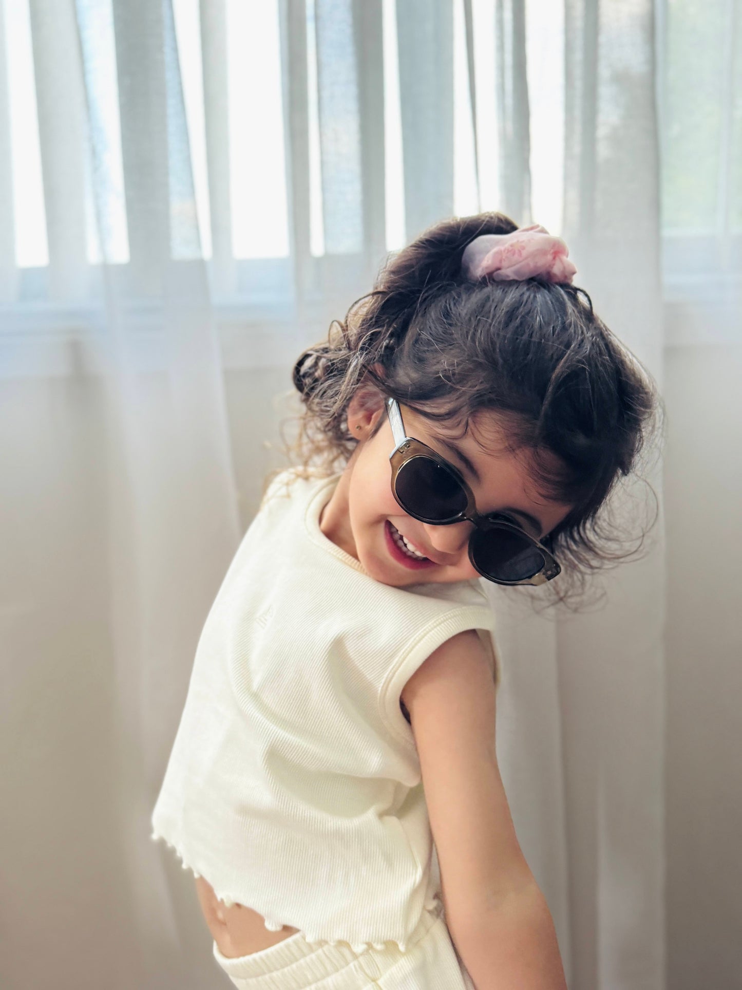 Sunglasses for kids - girls